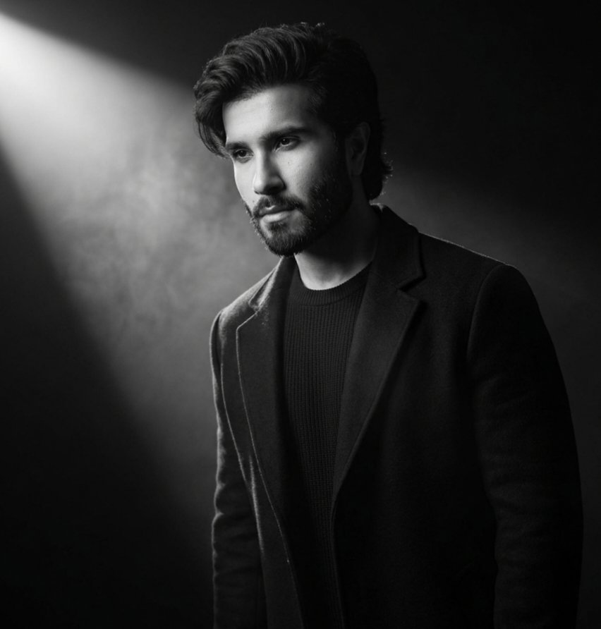Ferozefever's tweet photo. @ferozekhaan 

#HBDFerozeKhan #FerozeKhan https://t.co/1ttFi4rVlt