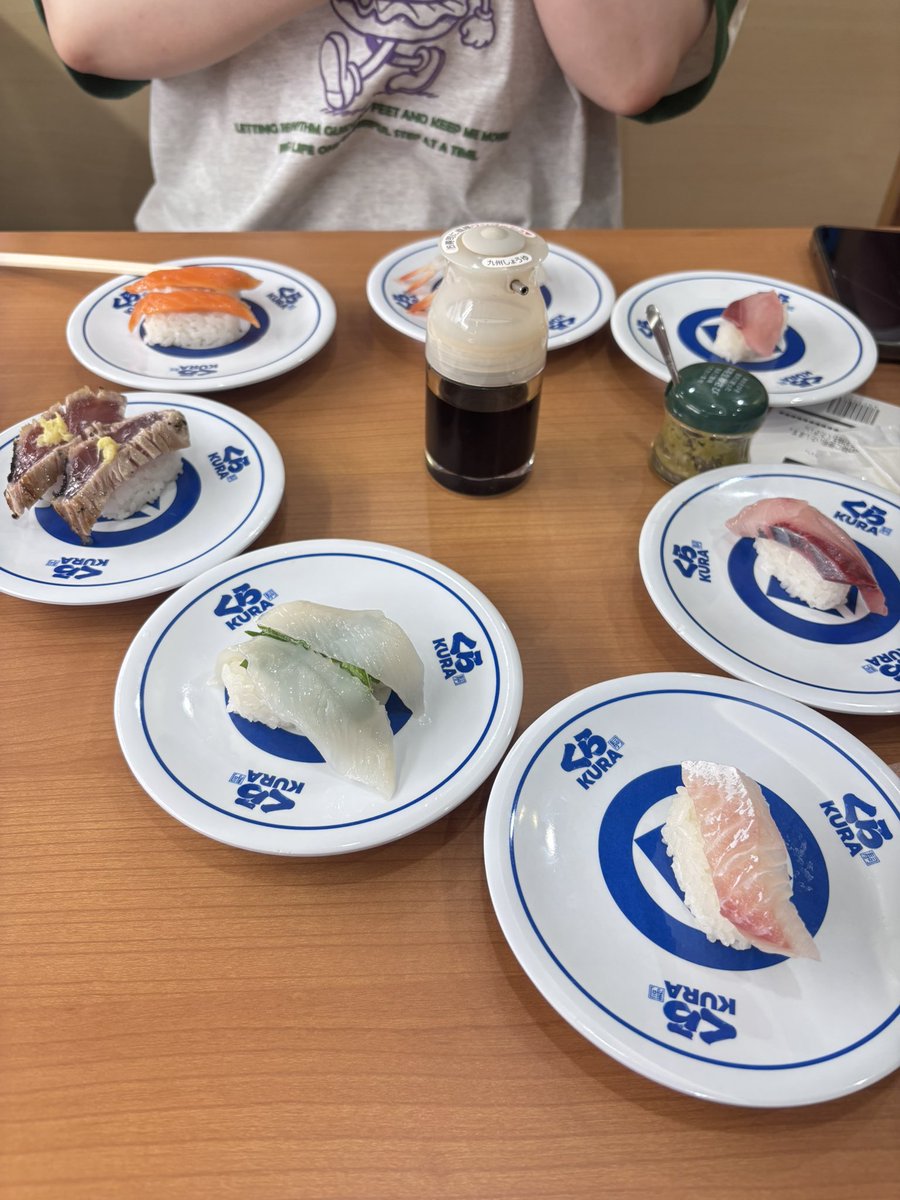 MsymshK's tweet photo. 「寿司でたまらない」に影響されてお寿司食べてきた🍣 https://t.co/YMMNkmsl7w