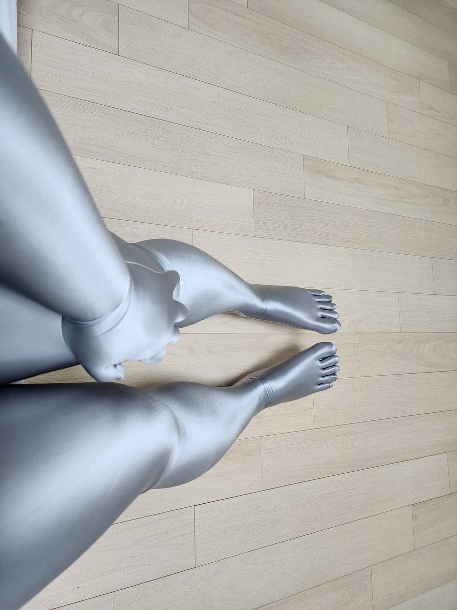 scmuj8's tweet photo. #젠타이 #CD #zentai 전에입고찍엇던젠타이사진다시 올려봐요 https://t.co/8OTRFdoRjb