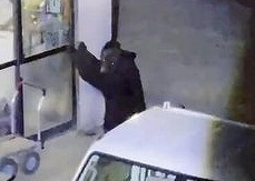 ai.house 白いままクマ A man woke up in the early morning and found himself face-to-face