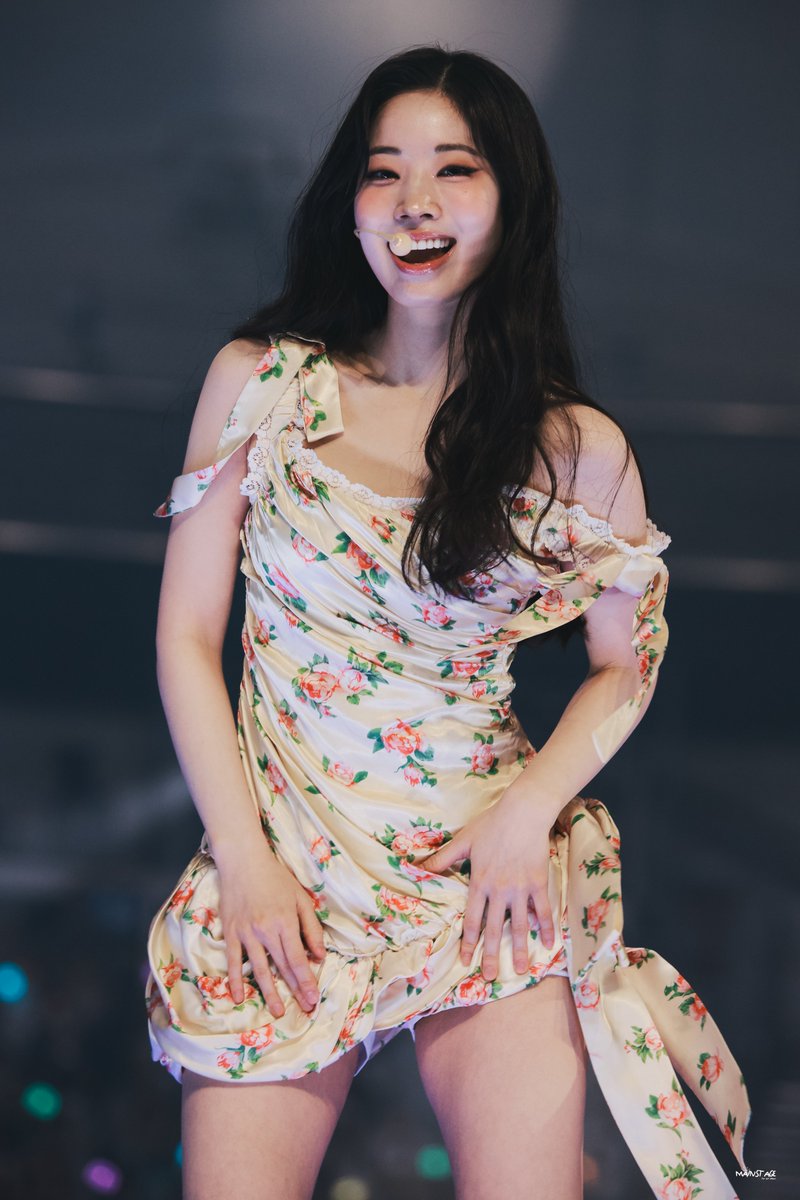 MAINSTAGE_tw's tweet photo. 260710 오늘도 화이팅~ 🫶
#DAHYUN #다현 #ダヒョン #트와이스 #TWICE #THISISFOR @JYPETWICE https://t.co/F6BNZsG9Y4