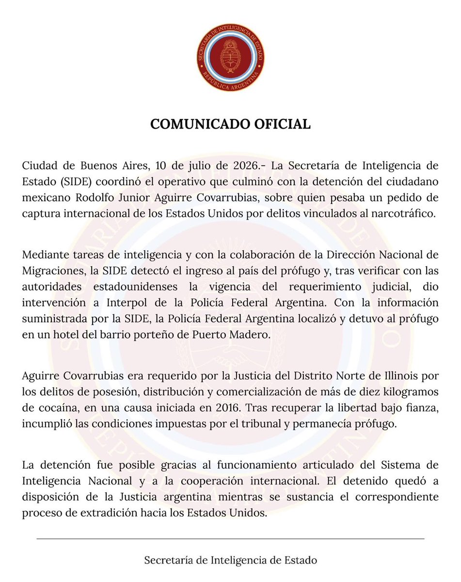 🚨 DETUVIERON EN ARGENTINA A UN NARCO MEXICANO BUSCADO POR EE.UU. La SIDE coordinó un operativo que terminó con la captura de Rodolfo Junior Aguirre Covarrubias, prófugo por narcotráfico. Fue localizado en