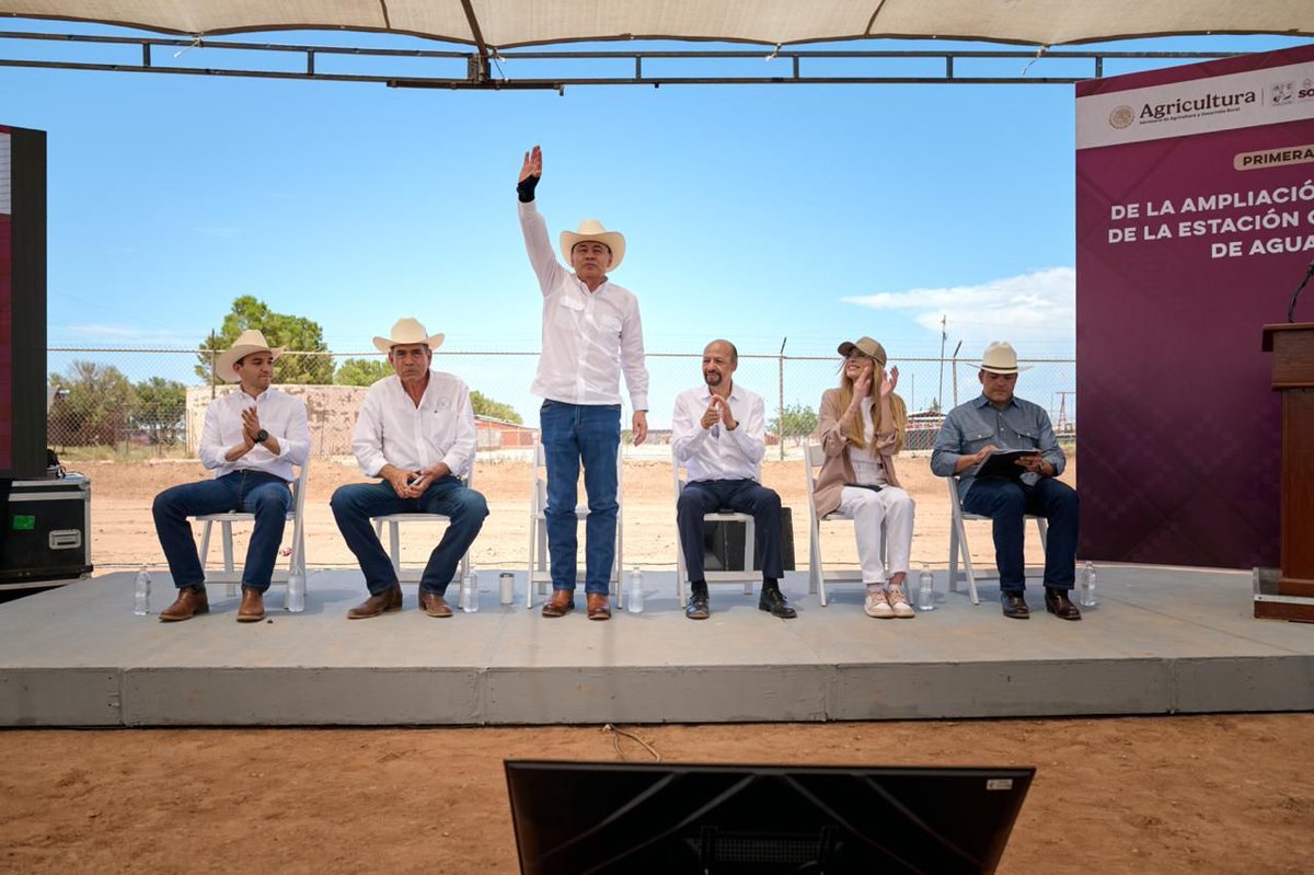 AlfonsoDurazo's tweet photo. Duplicamos la capacidad de la Cuarentenaria ganadera de Agua Prieta con un proyecto estratégico en la frontera para fortalecer la comercialización del ganado sonorense.

Con esta ampliación, seguimos impulsando más capacidad, valor agregado y mejores oportunidades para nuestras y nuestros ganaderos, con el respaldo de nuestra presidenta @Claudiashein.

#Sonorasetransforma #Tierradeoportunidades