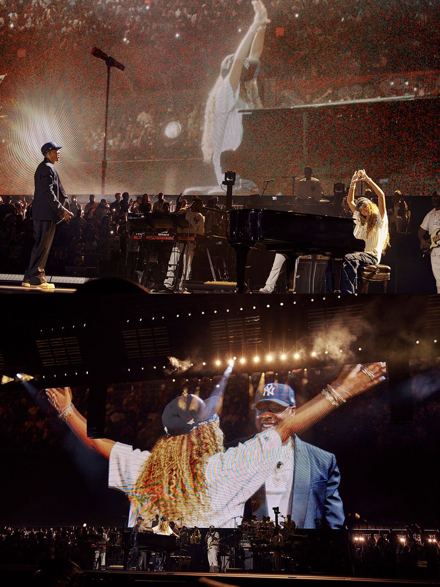 beyoncebrasil's tweet photo. Blue &amp; Jay 💎 https://t.co/092DzTTJdI