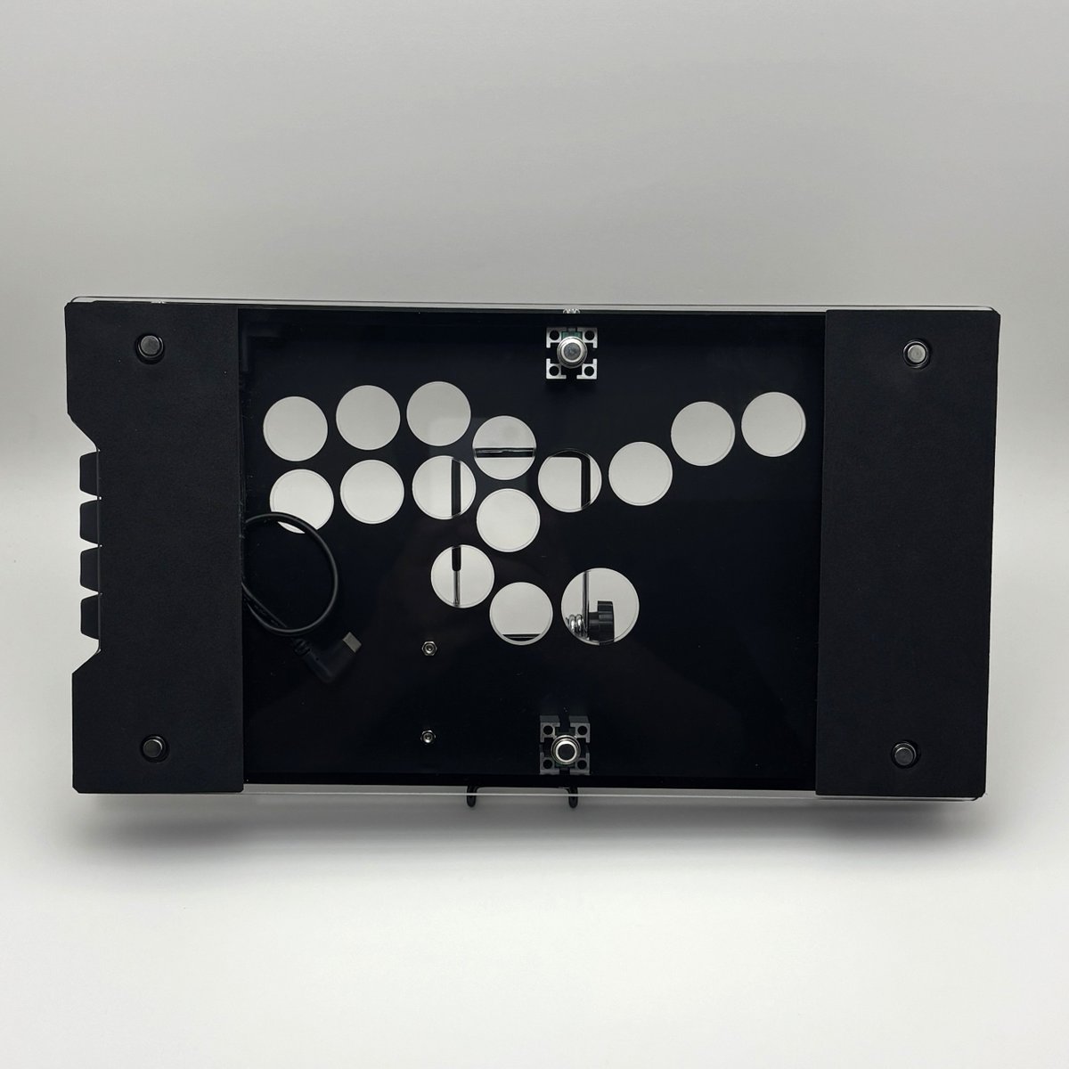 fruitsfactoryjp's tweet photo. #Frucon
Layout : Free Layout
Size : 360mm x 195mm (Standard)
Base Panel : 05. Mat Black
Side Frame : 05. Mat Black
Key Cap : 12. Black
Connector : Brook
Weight : 1.0kg
Region : Asia (Japan) https://t.co/bSaxsIht2D