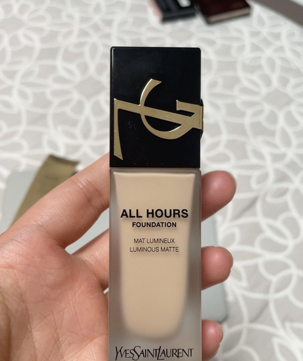 jeenagiore's tweet photo. Ysl lc6 550฿  ราคารวมส่งปริมาณเหลือ 95% ได้เลยจ้ามีกล่องนะคะ https://t.co/Kw26zLqugB