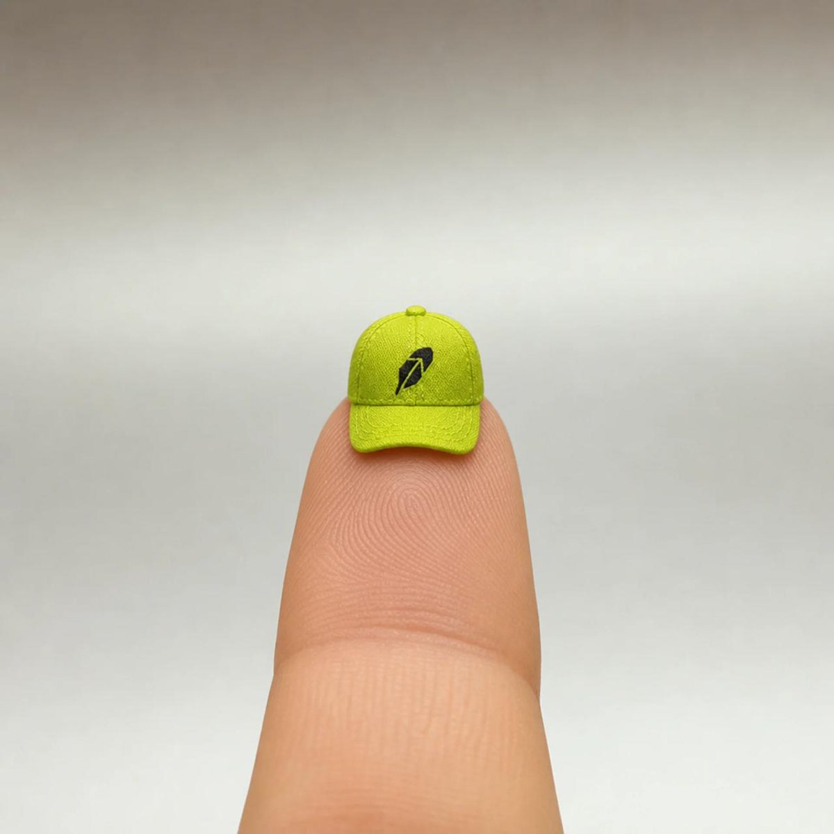 rhmicrocap's tweet photo. So small it could fit on the end of your finger $MicroCap https://t.co/Lw9ktSkpDL
