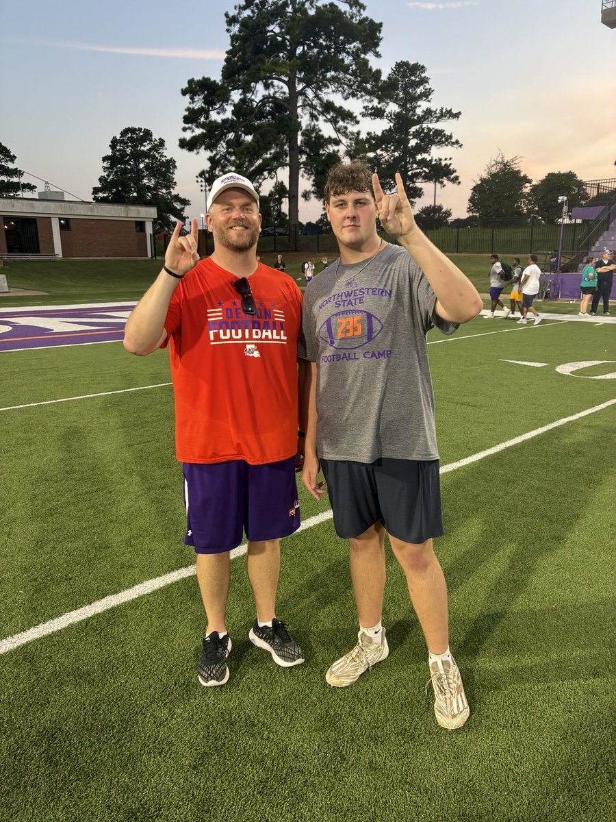 Jwt2009's tweet photo. Had a great time at Northwestern State under the lights tonight! Great coaching and great atmosphere!
@coachbustleb
@BlaineMcCorkle
@cbrownk73
@WintersJamario
@CharlieVHerring
@joc_sports
@warren_rowan https://t.co/4rlLANMBD2