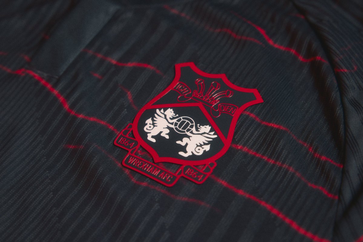 Wrexham_AFC's tweet photo. Those finer details 🪡

🔴⚪ #WxmAFC https://t.co/364HectJTc