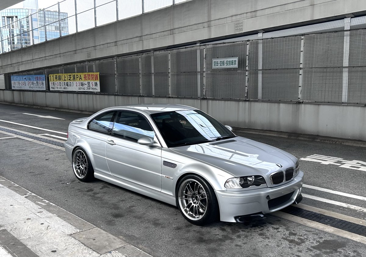 Nrmcn___'s tweet photo. Volkracing RE30 18inch×10.5j +25

Right: Formula Silver / Diamond cut

Left: Crome Silver

TEよりも日本車チューナー感強くて超いい。
アルコンキャリパーも映えてる。 https://t.co/jIN2nDr911