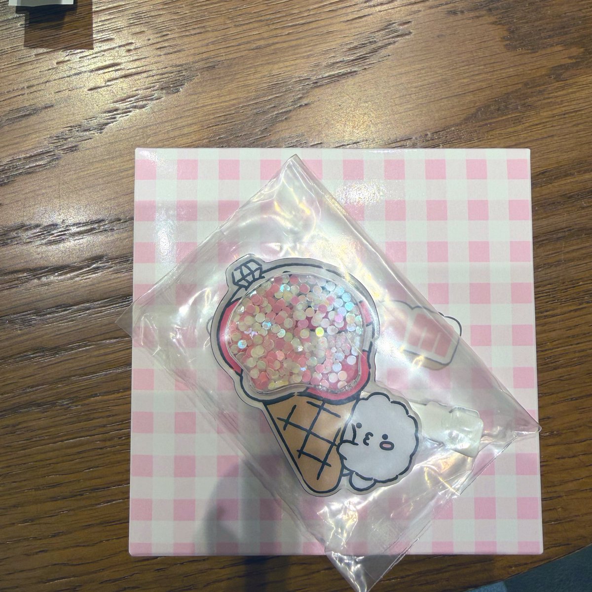 toshimity's tweet photo. SEVENTEEN セブチ　MINITEEN ミニティーン　ポップアップ　POPUP
HAIR PIN ヘアピン

【譲】ウジ

【求】定価1,200円にて買取

梅田手渡しor郵送
(郵送の場合、送料・振込手数料ご負担ください🙇) https://t.co/jBpp8xZOaV
