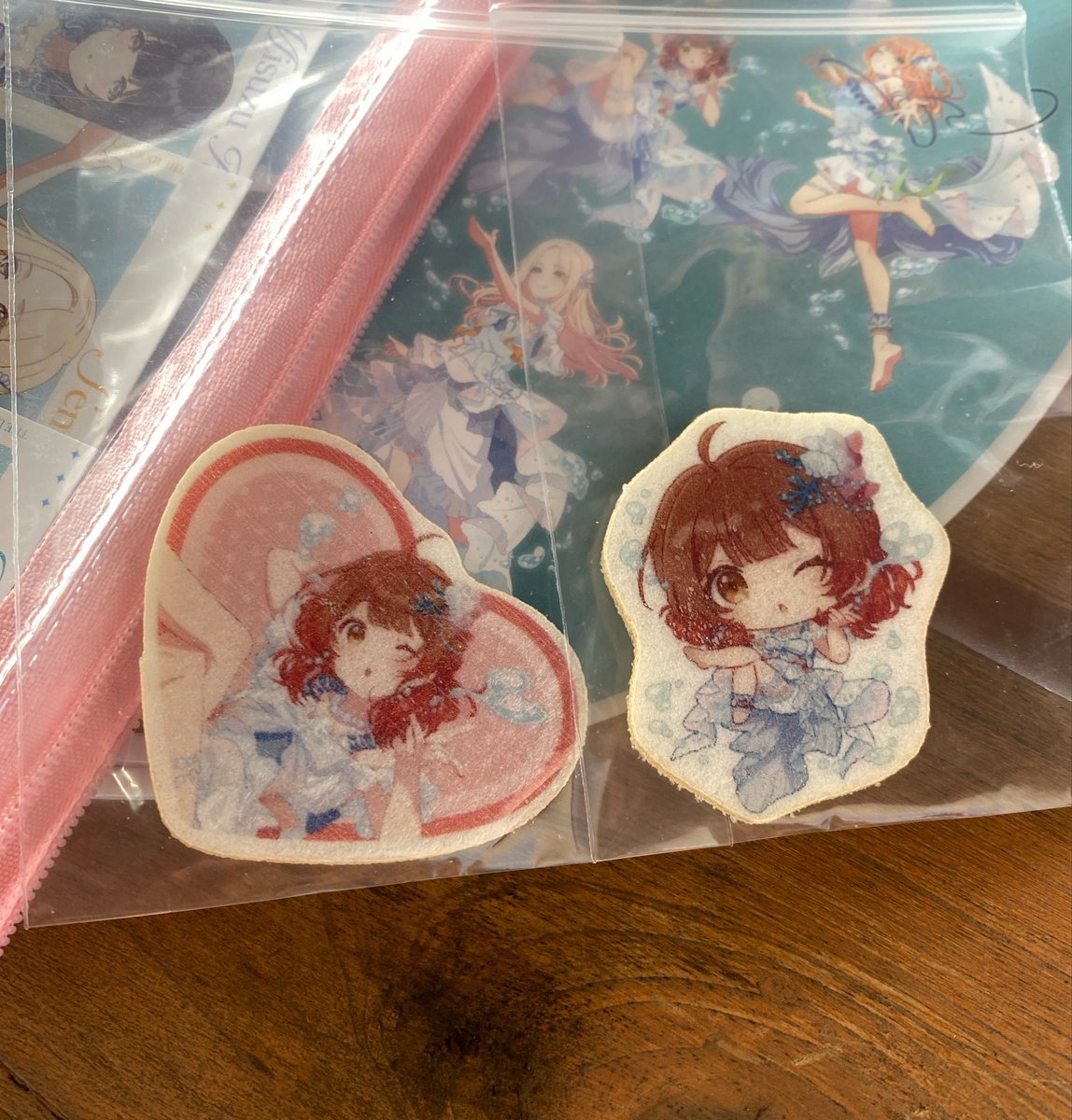 D54_zu's tweet photo. 特典吹っ飛びまくるエグい風と飛んでくジプロック入りモナカ https://t.co/IOyWfibSOP