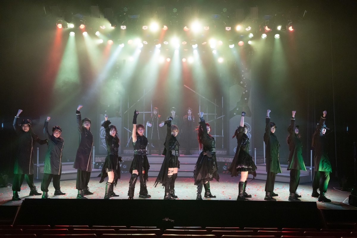 AKANOJOHOU's tweet photo. 女王ステ不滅部隊編『Rose』

🌹 Coffin千穐楽終演 🌹

Coffinチーム千穐楽✨
たくさんのご来場誠にありがとうございました❗️

そして明日は Ark チームの千穐楽です！
この悲劇も明日で終幕いたします。
皆様のご来場心よりお待ちしております。

🗓️7月12日(日)〈Ark〉📍六行会ホール
🥀12:30公演
🥀16:30公演
ロビー開場：開演60分前
客席開場：開演30分前
上演時間：約125分

⚠️上演中空調により肌寒く感じる可能性もございますので、お越し頂く皆様は羽織ものをお持ちくださいますよう、よろしくお願いいたします。

🎫チケット一般発売中！【チケットぴあ】
https://t.co/b4Nc1WM2bo

🏠女王ステ不滅部隊編『Rose』公式HP
https://t.co/9MN5YpxrTy

#女王ステ
#不滅部隊編