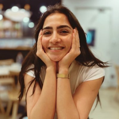 notmandatory__'s tweet photo. Dp                                   Person behind https://t.co/SDVu2ycmoR
