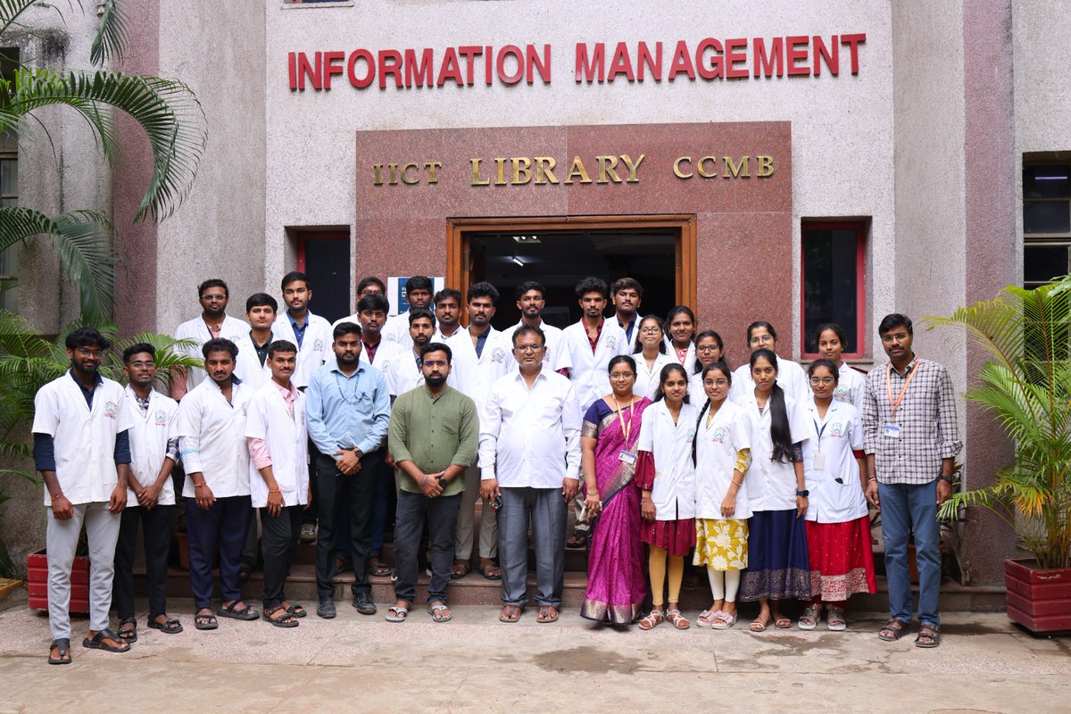 csiriict's tweet photo. Around 25 B. Pharm students, along with faculty members from Chebrolu Hanumaiah Institute of Pharmaceutical Sciences, Guntur, visited CSIR–IICT on July 10th 2026. 

@CSIR_IND @IndiaDST 
#csiriict #scienceoutreach #InspiringYoungMinds #STEMLearning #YoungInnovators #LabTour https://t.co/rfOH5Dnofs