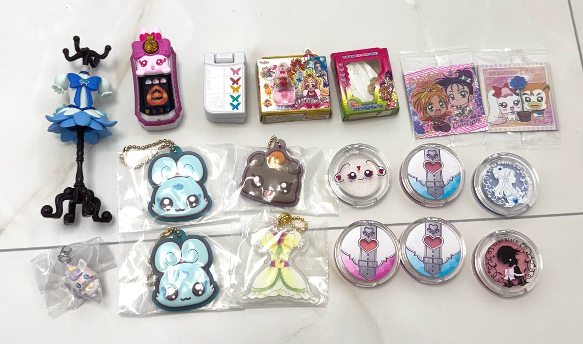 lve00o's tweet photo. ꒰ プリキュア ガチャガチャ ぷちきゅあ 過去グッズ 交換 譲渡 めじるしアクセサリー にふぉるめ ꒱

求 = 希望額+送料

譲 = 画像のもの

希望額のご提示お願いいたします⟡.· https://t.co/QDPSeWDKoy
