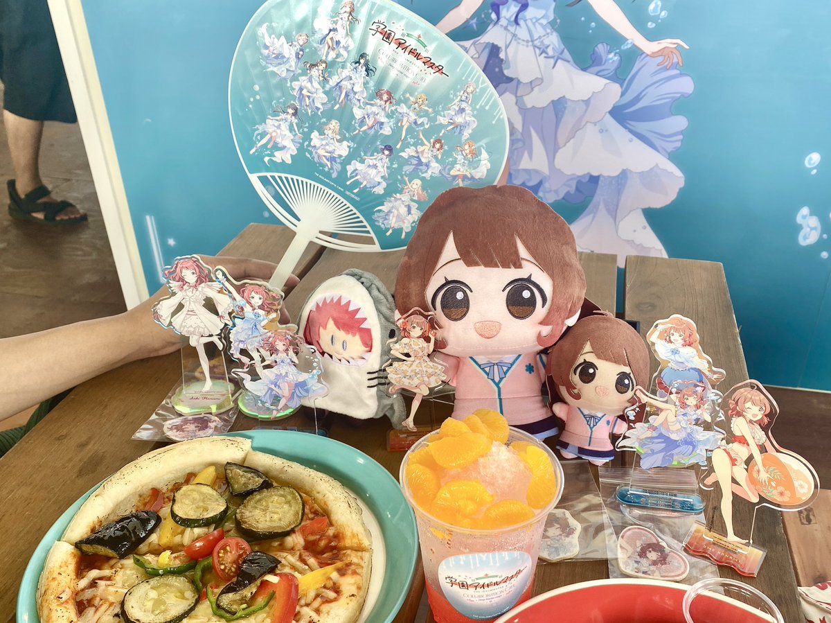 D54_zu's tweet photo. 学マス海の家行ってきた〜！！！！！
今回佑芽のビジュいいじゃん過ぎる https://t.co/a7uG4FGJvJ