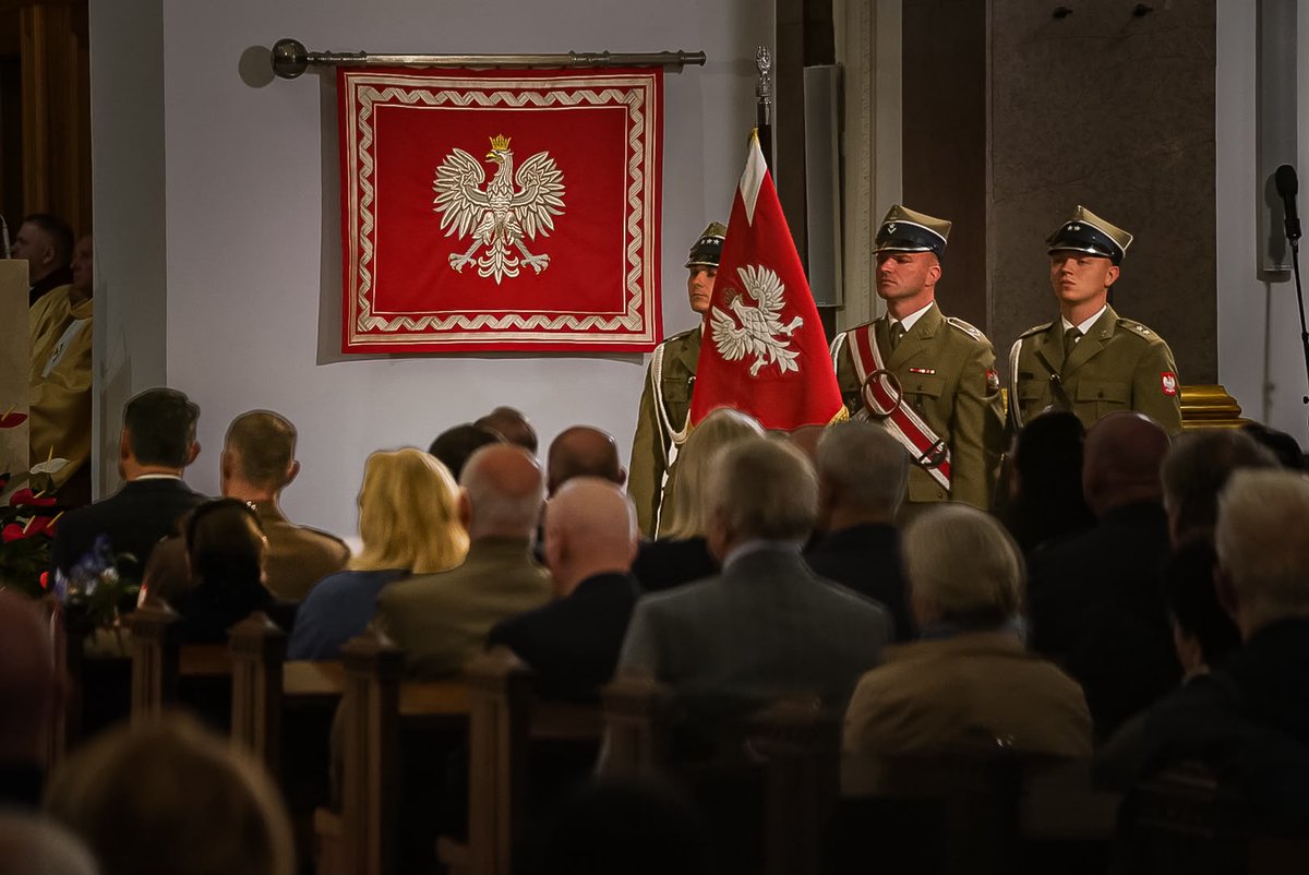ipngovpl's tweet photo. 🇵🇱✝️ Mszą świętą w Katedrze Polowej Wojska Polskiego w intencji Ofiar Ludobójstwa dokonanego przez ukraińskich nacjonalistów na obywatelach II Rzeczypospolitej Polskiej rozpoczęły się obchody 83. rocznicy Zbrodni Wołyńskiej. 

💠 W uroczystościach bierze udział zastępca prezesa Instytutu Pamięci Narodowej dr hab. Karol Polejowski.