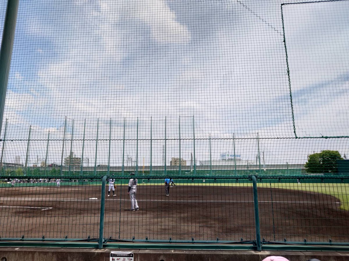kr09170920's tweet photo. 初めての浦和！！

奨吾スタメンで見れてツーベースも😭😭来てよかった〜🩷

早く1軍で見たい👍🏻✨

 #中村奨吾 https://t.co/Tpa38c2AAZ