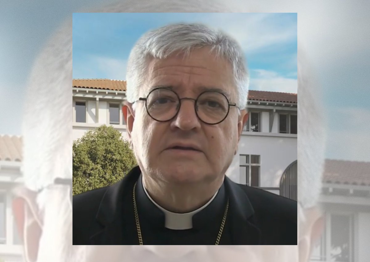 tribuchretienne's tweet photo. 🔴"L’aide à mourir est une imposture" 

➡️Monseigneur Marc Aillet démonte point par point une « loi de mort »

➡️ Parmi les évêques qui se dressent avec le plus de force contre ce projet de loi mortifère, Monseigneur Marc Aillet se distingue par la précision et la vigueur de son argumentation.

➡️Dans un long communiqué publié le 10 juillet, l'évêque de Bayonne démonte méthodiquement les fondements d'un texte qu'il qualifie d'« imposture » et appelle les députés à assumer leur responsabilité avant le vote décisif du 15 juillet

@MgrMAillet @Eglisecatho #findevie #euthanasie