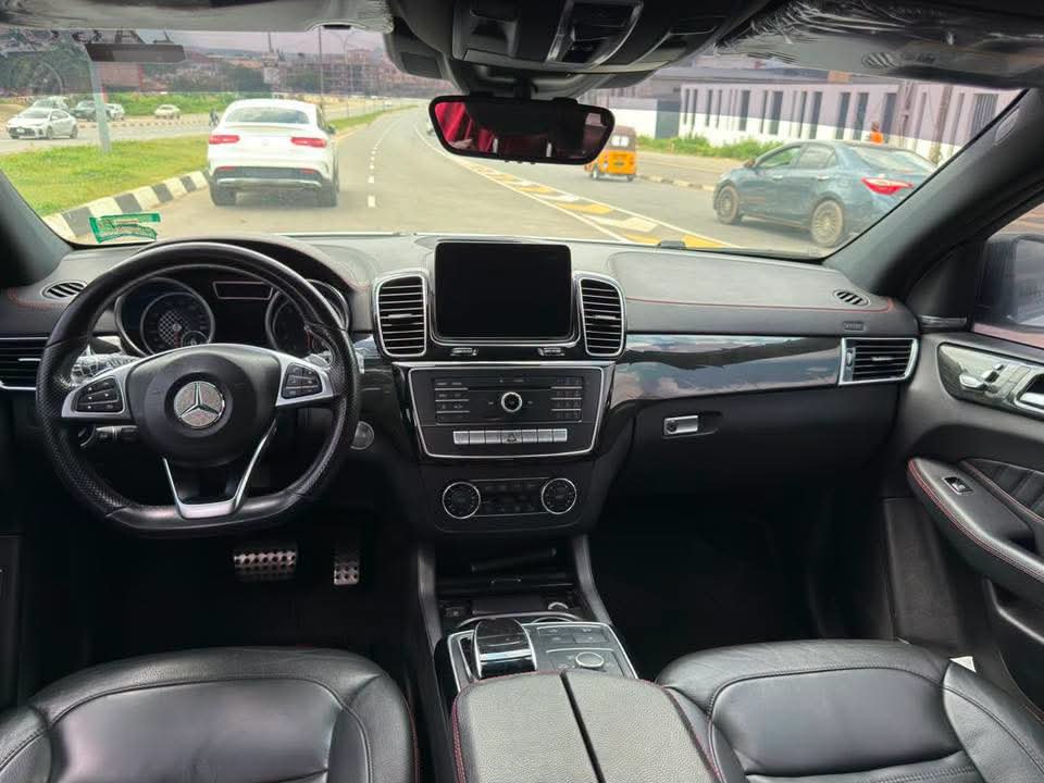 Prime_UsedAutos's tweet photo. 2017 Mercedes Benz GLE 43 AMG    
 (Black exterior exterior and black interior) 
Full option. 

With original custom duty - Is available 

- Nationwide delivery 🚚 
- Location: Port Harcourt 
DM https://t.co/3SrpQfOQJu