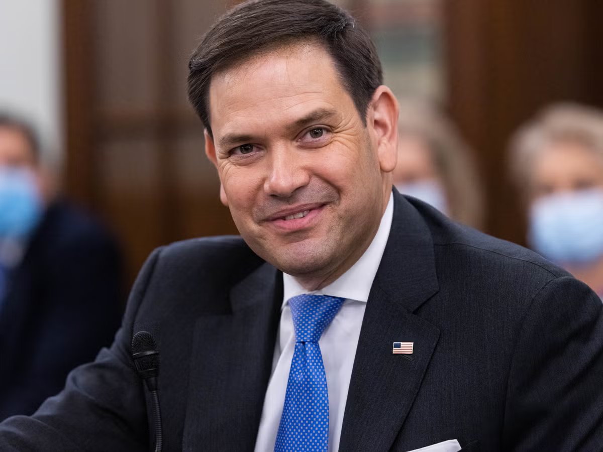 its_Lexieroy's tweet photo. 🚨 Laotian national Tou Lue Vang was convicted of sexually abusing a 10-year-old girl in Minnesota.

Tim Walz issued him a pardon to block deportation.

Marco Rubio revoked his legal status.

ICE just removed him from the U.S. — and he will never endanger another American.

Do you support deporting convicted child predators?
YES or NO

Drop your vote below 👇