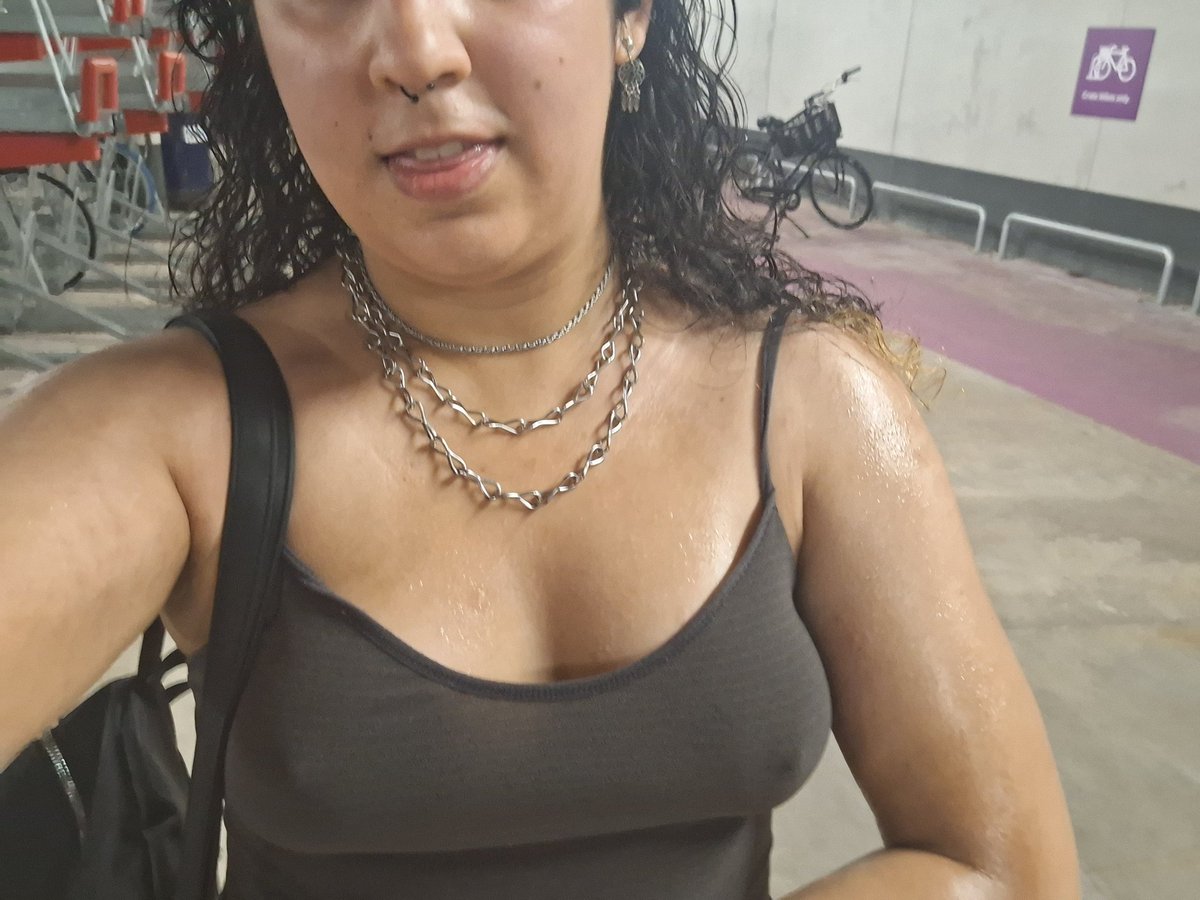 Biancomuna's tweet photo. Come clean it uuuup https://t.co/ZqQkz2FUuI