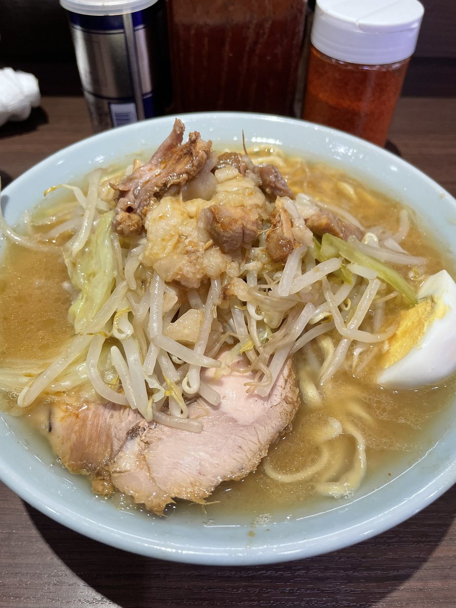 kuro_base_'s tweet photo. タコ負けしたから歩いて富士丸へ
初の富士丸だったけどめちゃくちゃ美味かった https://t.co/kloivdZeM1