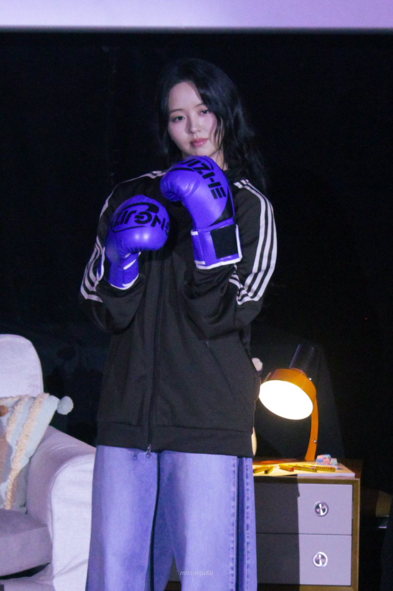 missinguau's tweet photo. 260711 눈빛좋음 🥊👊🏻
#김소현 #Kimsohyun https://t.co/1TUqqQES3l