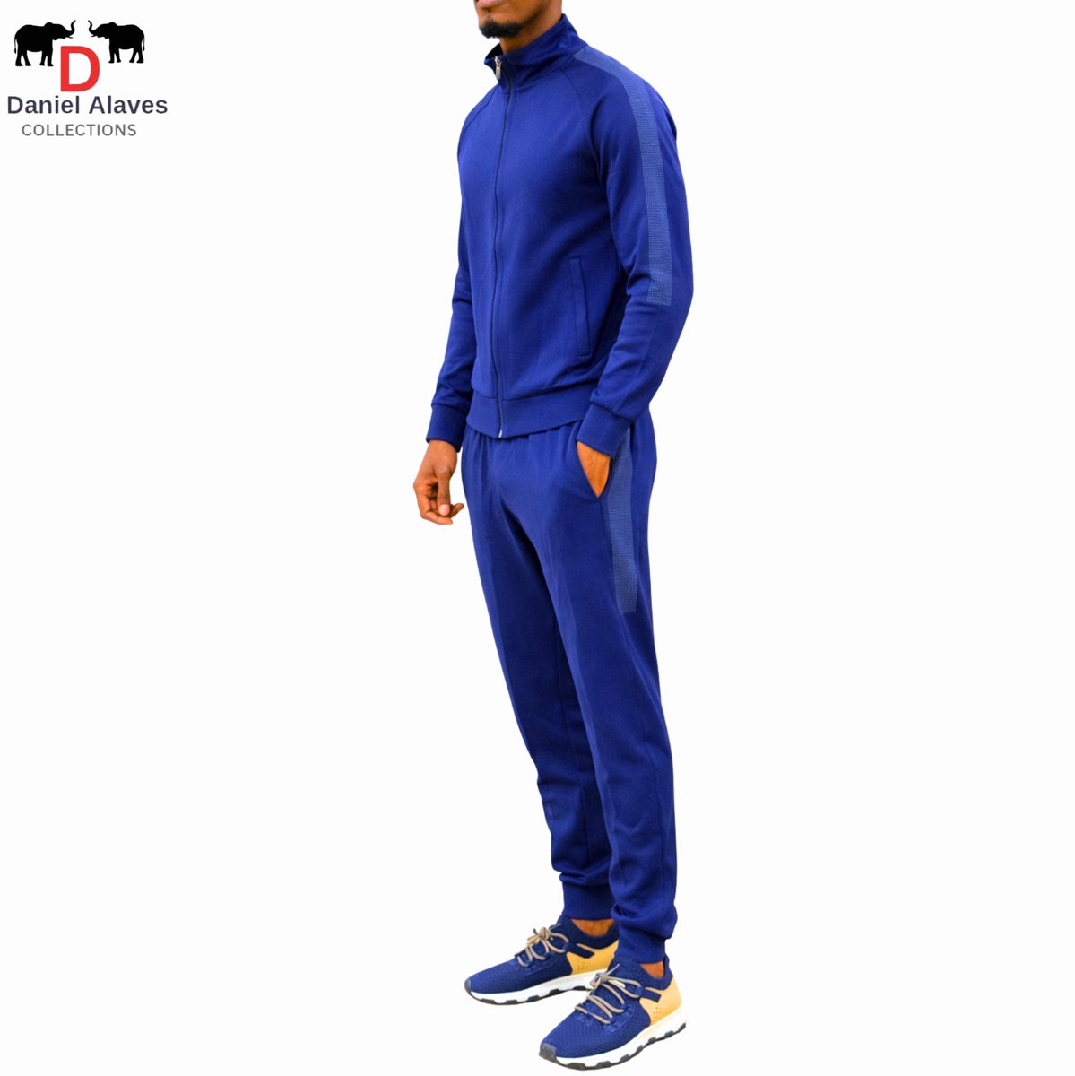 Daniel_Galloti's tweet photo. The tracksuits everyone is looking for in town. Find them only at Daniel Alaves Gallotti Nakivubo call or WhatsApp 039 2176202  for more details. 
Colors:black,blue,green,grey,maroon,yellow,pink. 
Sizes:M-4xl
Price:120,000/=
#danielalavescollections #hamnakivubo #fbtracksuits https://t.co/sLTpDWgf3x
