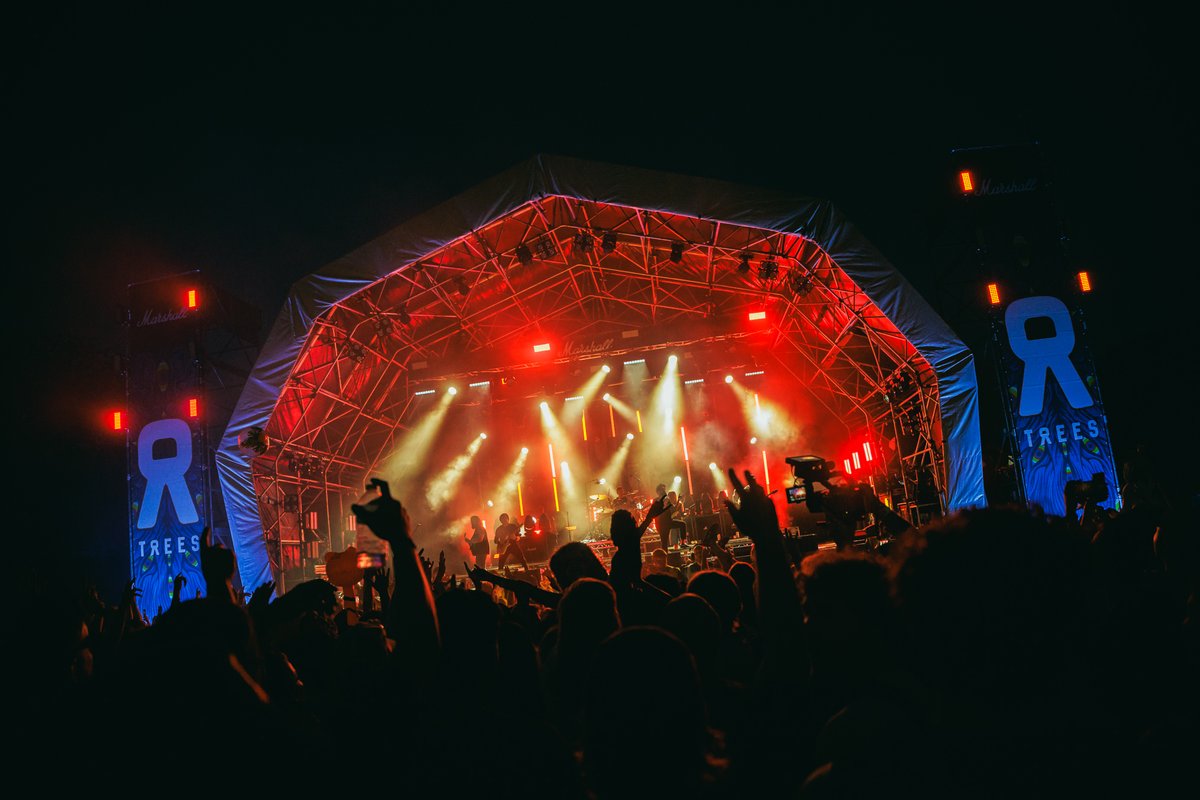 Rock Sound tweet media