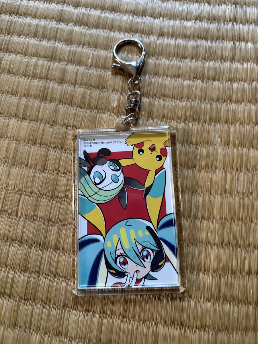 001_grass_field's tweet photo. ポケミクライブのアクキー売り切れで買えなかったから、ステッカーセットとSeriaで売ってるオリジナルフォトインキーホルダーでアクキー作った！！
凄くいいぞ✨️ https://t.co/f2nEzwPs6l