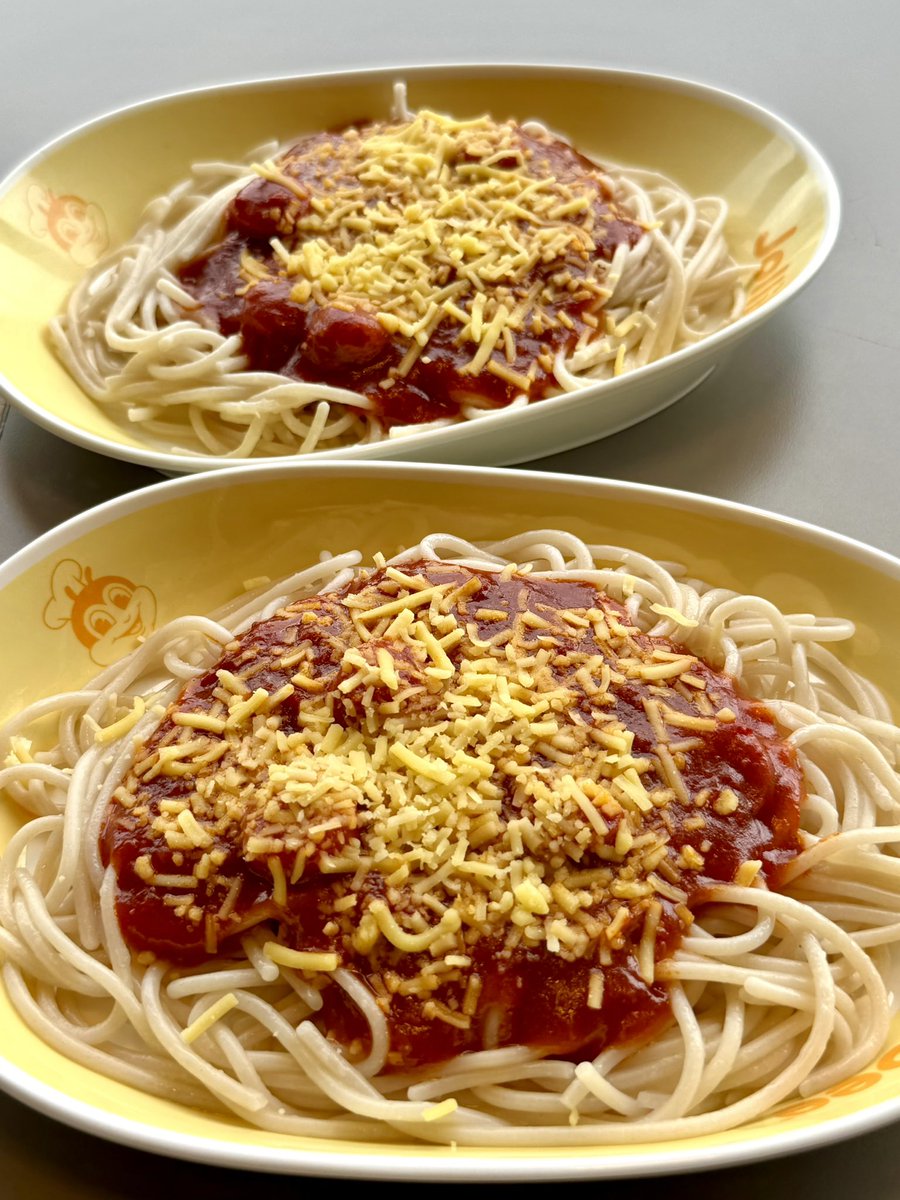 Jollibee's tweet photo. It’s giving… MORE SAUCE!! 👀🍝

And today is the best time to satisfy that Jolly Spaghetti craving because every bite is now even more sweet-sarap!😉👌 https://t.co/hL7SIiZNar