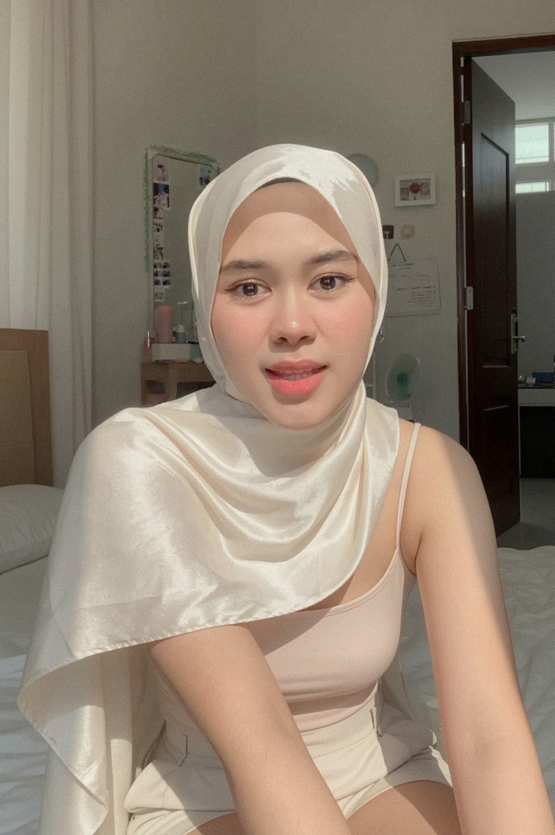 anothersbunny's tweet photo. Suka ukhti naughty gaa https://t.co/bBoIpFxWo1
