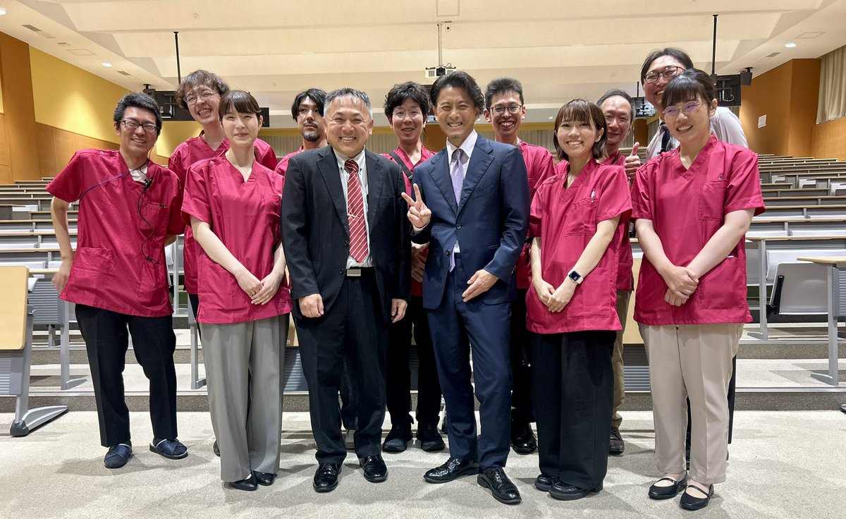 yamaguchi_inc's tweet photo. 札幌臨床検査技師会 学術集会
特別講演にて
「アルコール依存症からの社会復帰:
逆境を乗り越えるために必要なこと」をテーマにお話させていただきました

臨床検査技師の方々には私もこれまで何度もお世話になりました
血液検査は特にお酒をたくさん飲む人にとってドキドキするものですよね

私の話が参考になれば幸いです

どうもありがとうございました！