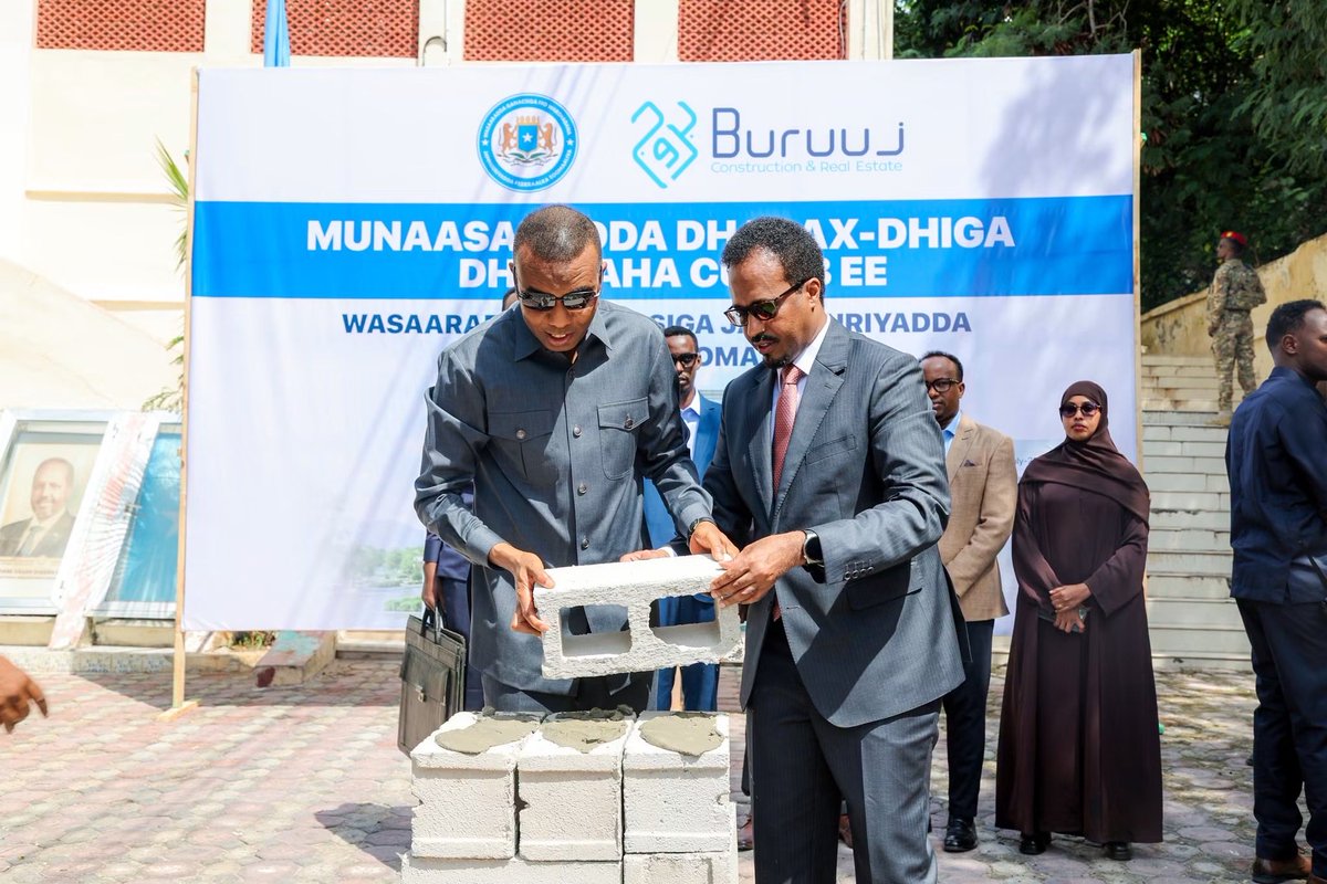 Abdirachiid's tweet photo. Congratulations to Minister @AmbGamal and the entire Ministry of Commerce and Industry team on the official groundbreaking of the Ministry’s reconstruction. This is an important step toward strengthening public institutions and improving service delivery for the people of Somalia https://t.co/RL12caa7gU