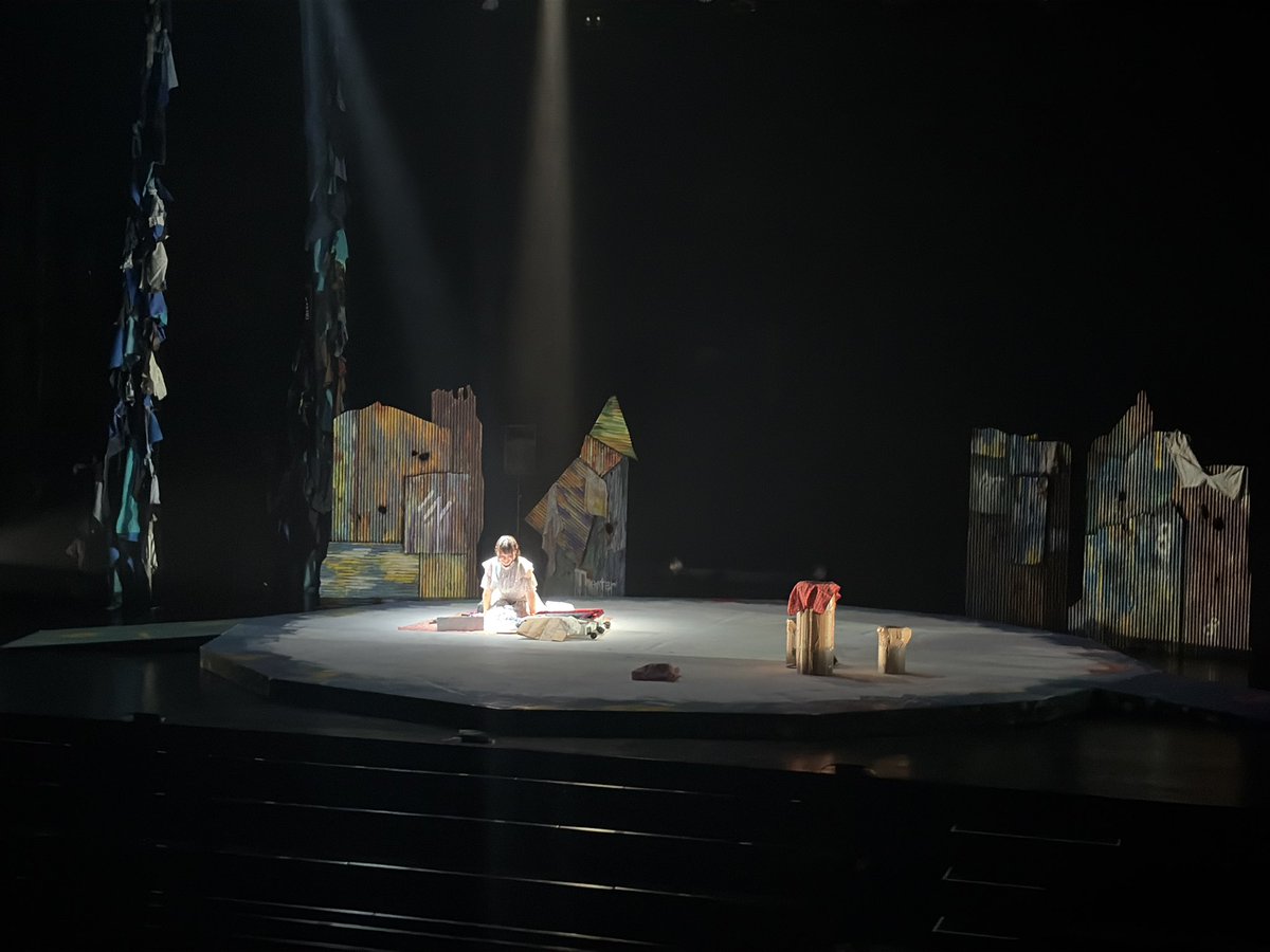 NUA_gekijitsu's tweet photo. 本日より舞台稽古開始！
本番に向けて着々と準備が進んでおります♪
みなさまにお届けする日を楽しみにしております⭐︎ https://t.co/R8pEqG5F0a