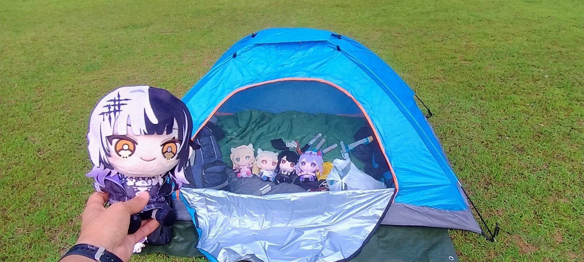 Ikanuhm's tweet photo. Hoy comenzamos con la ruta de campismo en descenso hacia Numazu.
5 días de puro acampar hahaha.
Empecé en PICA Lake Saiko Fuji 🏕️ 
Ahora en compañia de Advent 🥰. https://t.co/TNOTLZaMpx