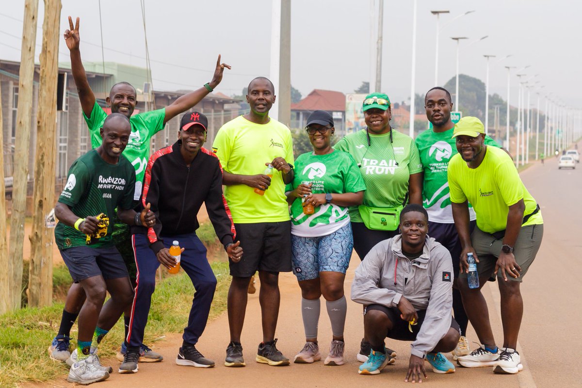 RwenzoriMarathn's tweet photo. #TuskerLiteRwenzoriMarathon was out in Lubowa this morning with @roadstriders23 &amp; friends.

Water, water melons, &amp; runners from every corner of that side of town putting in the miles needed for Kilembe.

International activations are over – it's time to warm up  Uganda! https://t.co/OfJmItxypC