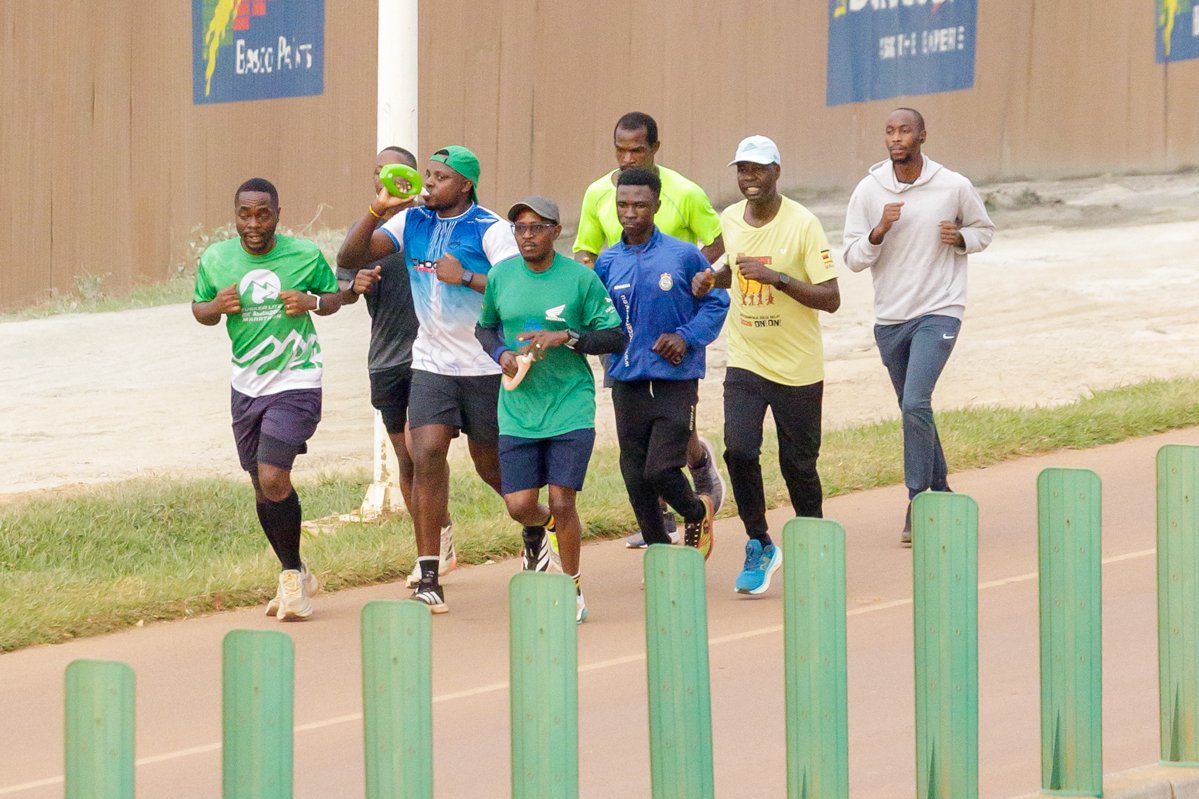 RwenzoriMarathn's tweet photo. #TuskerLiteRwenzoriMarathon was out in Lubowa this morning with @roadstriders23 &amp; friends.

Water, water melons, &amp; runners from every corner of that side of town putting in the miles needed for Kilembe.

International activations are over – it's time to warm up  Uganda! https://t.co/OfJmItxypC