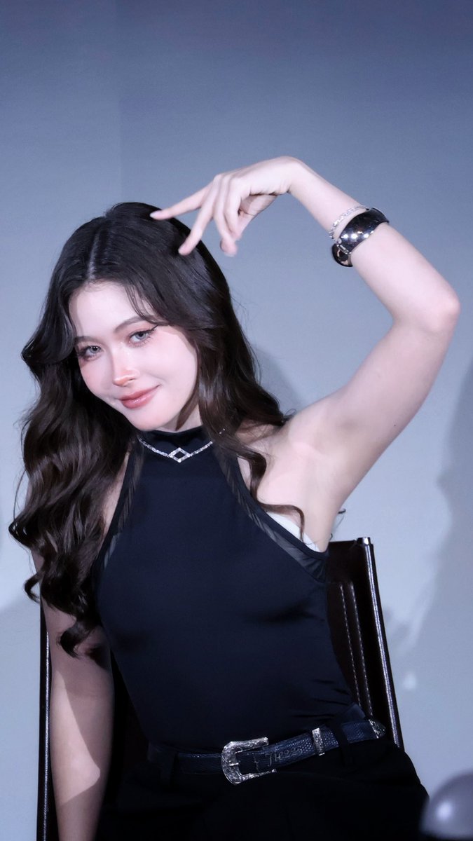Jie225_'s tweet photo. 𝟐𝟎𝟐𝟔𝟎𝟕𝟏𝟏 𝐒𝐡𝐚𝐝𝐞𝐬 𝐁𝐞𝐟𝐨𝐫𝐞 𝐍𝐞𝐱𝐭 𝐒𝐞𝐦𝐞𝐬𝐭𝐞𝐫

SHADES B4 NEXT SEMESTER
#SHADESGLEP6
#NikyEngland https://t.co/5aCrETAvSl