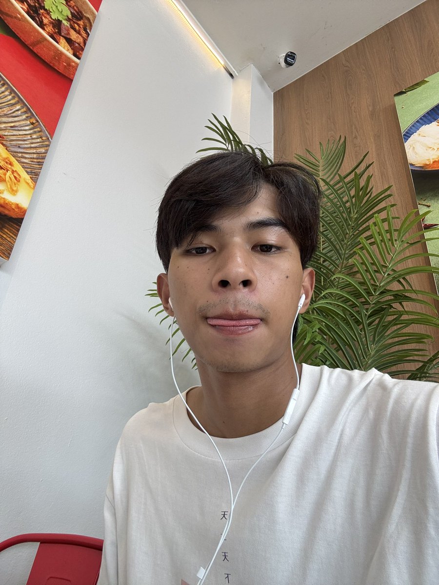Boss_05_03's tweet photo. ฮัลโหลวันหยุด‼️ https://t.co/3MMm51ybQb