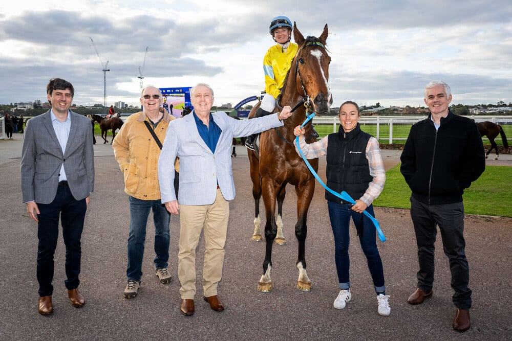 Perth Racing tweet media