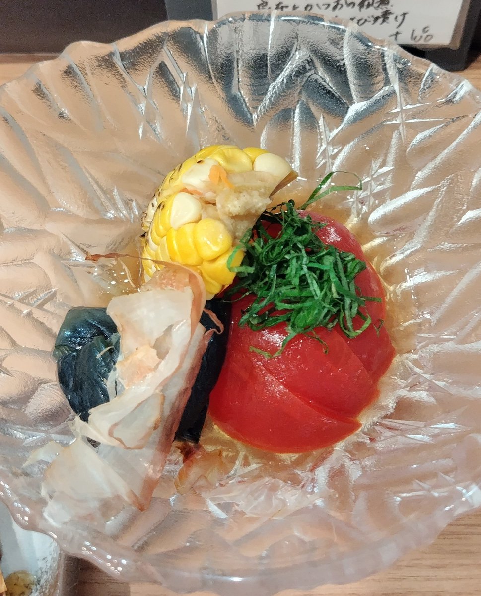 UsoRoku38's tweet photo. 約1年ぶり😀
「鮎」のコンフィ。
風味豊かでとても旨い。
全て美味しかったけど、味噌漬け頼むの忘れた😭
また来る❗

#蕎麦 #所沢  #YAHEI #やへい https://t.co/mx8eaczUWQ