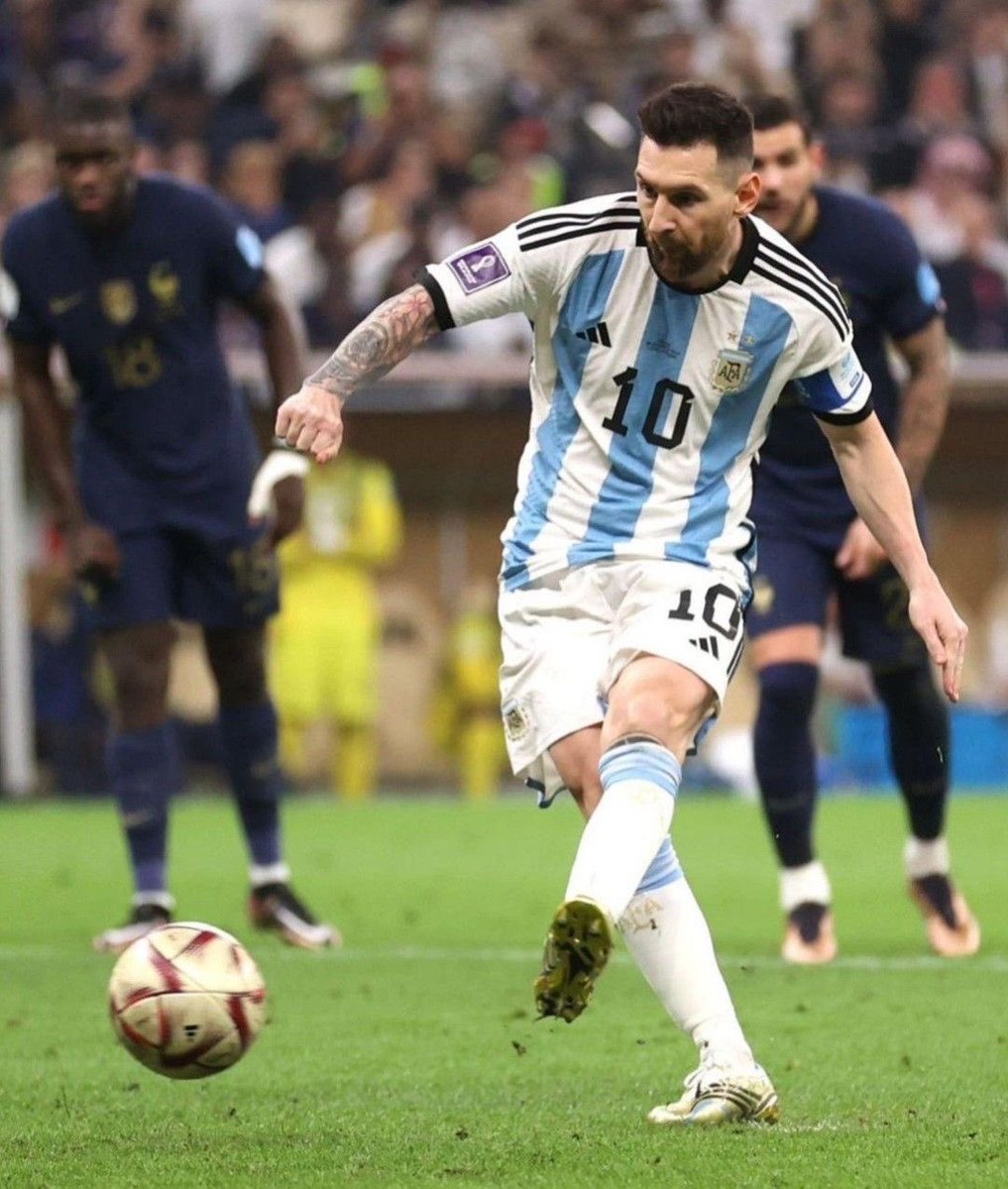 Grandsoncr7's tweet photo. 🗣️ Granit Xhaka:

“Our coach has already instructed our goalkeeper to study Messi’s penalty technique because, sooner or later, the referee is probably going to award them a penalty. It’s shameful that, as a team, we’re not only preparing for our opponents’ performance,  we also have to worry about the referees’ decisions against us.

But anyway, we won’t tolerate any wrong call that favors Argentina. We expect the match to be officiated fairly, with the same standards applied to both teams.”