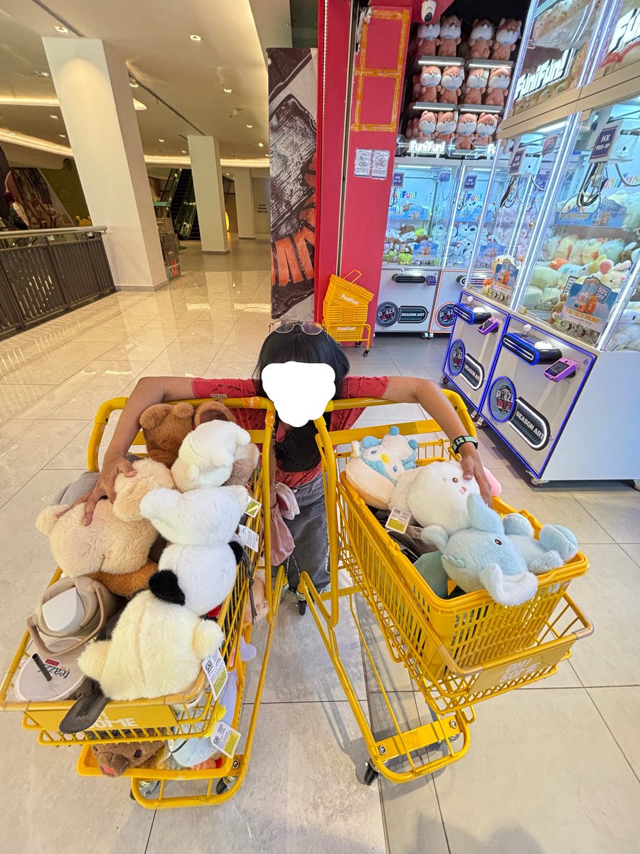 befourjune's tweet photo. Penakluk funifun https://t.co/0ZPKkKl5Ek