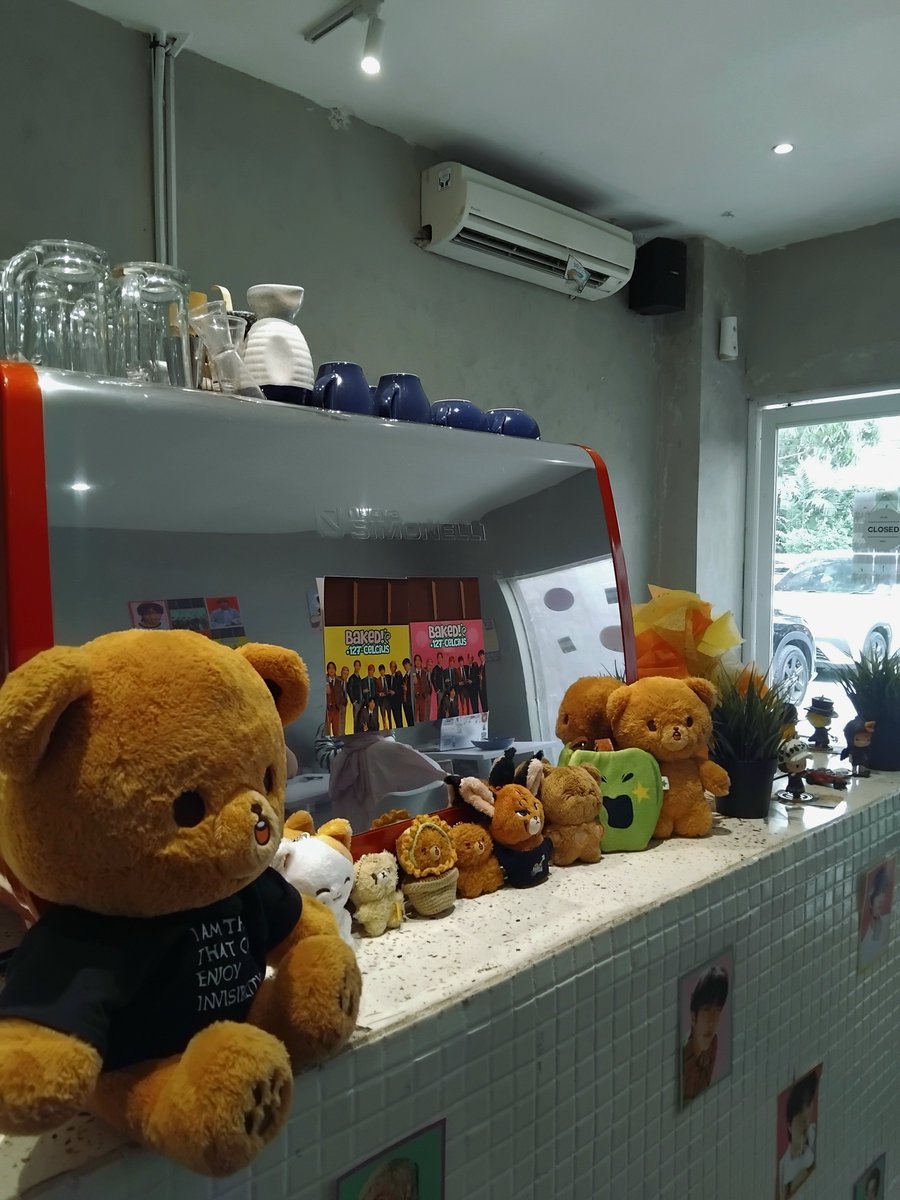hyuckie24's tweet photo. SEERRUUUU BANGEETTT ‼️‼️

Big thanksss to @127affair sudah membuat cafe event keyen iniii🥺🫶🏻 https://t.co/UhA7trcBD3
