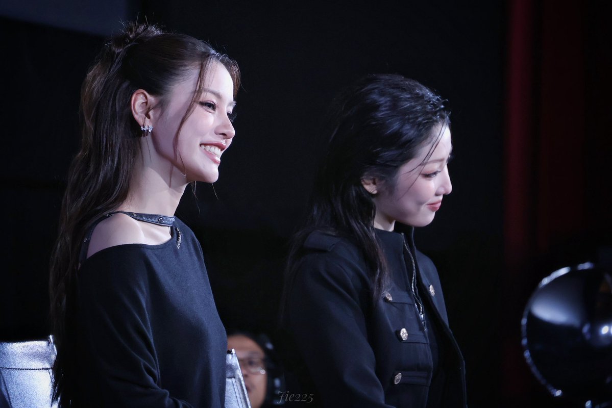 Jie225_'s tweet photo. 𝟐𝟎𝟐𝟔𝟎𝟕𝟏𝟏 𝐒𝐡𝐚𝐝𝐞𝐬 𝐁𝐞𝐟𝐨𝐫𝐞 𝐍𝐞𝐱𝐭 𝐒𝐞𝐦𝐞𝐬𝐭𝐞𝐫

SHADES B4 NEXT SEMESTER
#SHADESGLEP6
#PuyfaiPloy https://t.co/pbbuZrscGK