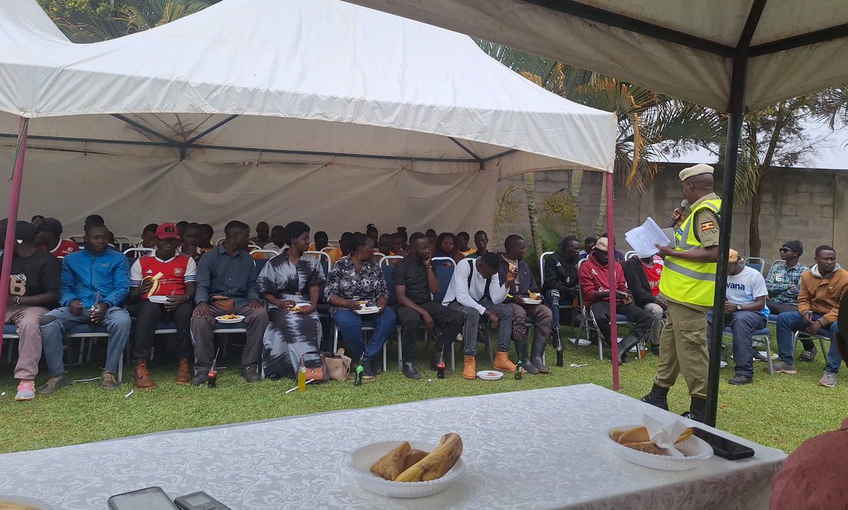 rcmanyangwa's tweet photo. Happening now!  @rcmanyangwa carrying out its first Road Safety Awareness campaign for the local community  and boda-boda riders in Nakwero and Manyangwa. 
 Safe Roads, Save lives!
#RotaryEyamba 
#RotaryKonyo https://t.co/PdejP2d431