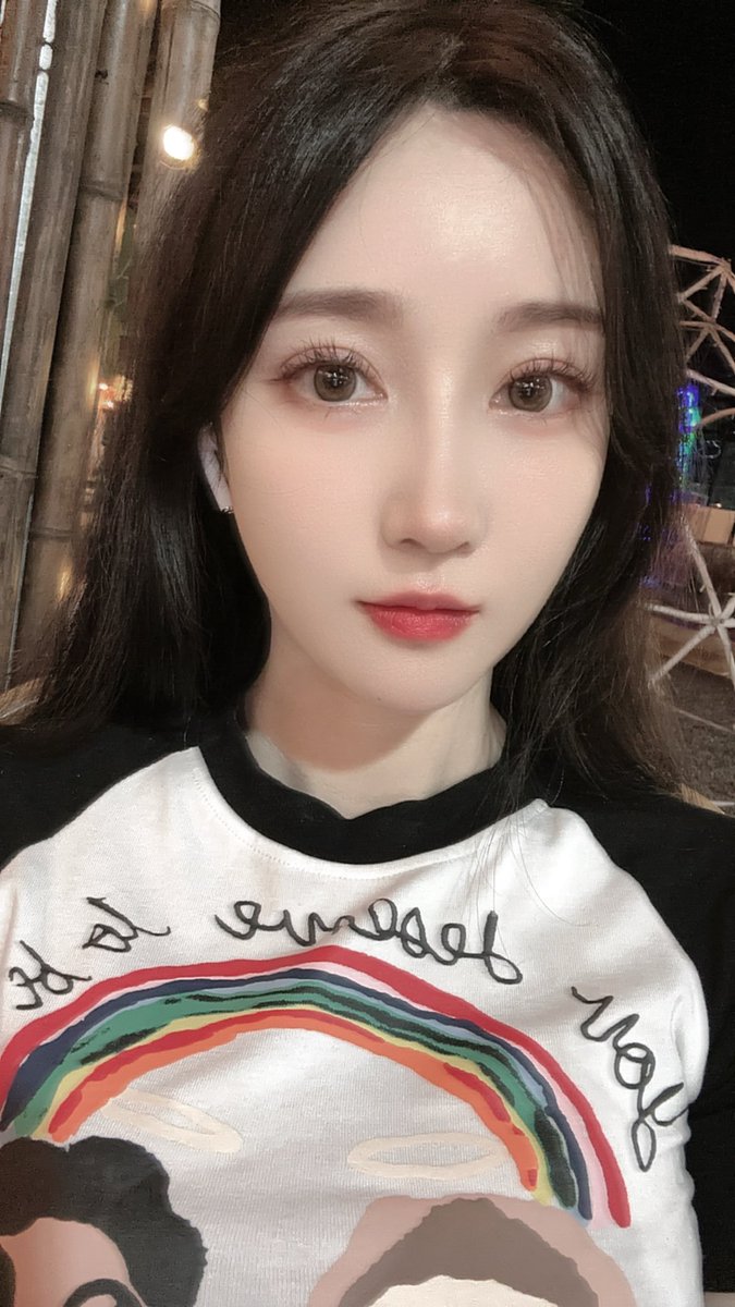 DemoCcc's tweet photo. 躲台风出来玩啦！巴威快点走开！ https://t.co/hVdgmAV8fX